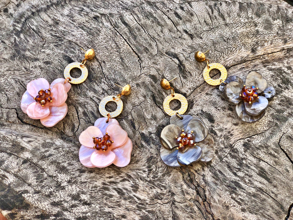 Victoria Dangle Earrings Collection